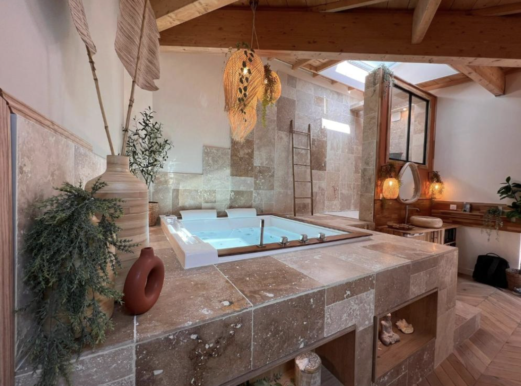 love hotel angers